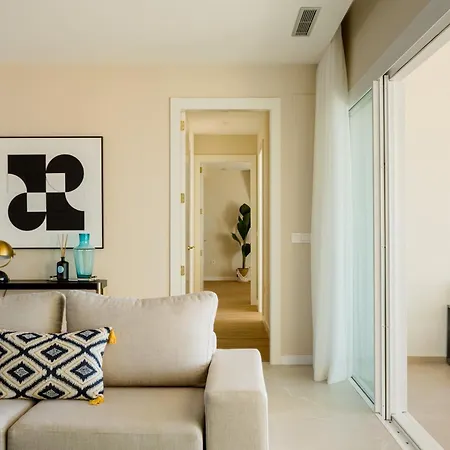 The Intempo By Holuxe - 45th Floor Apartment *