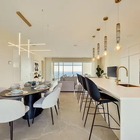 The Intempo By Holuxe - 45th Floor